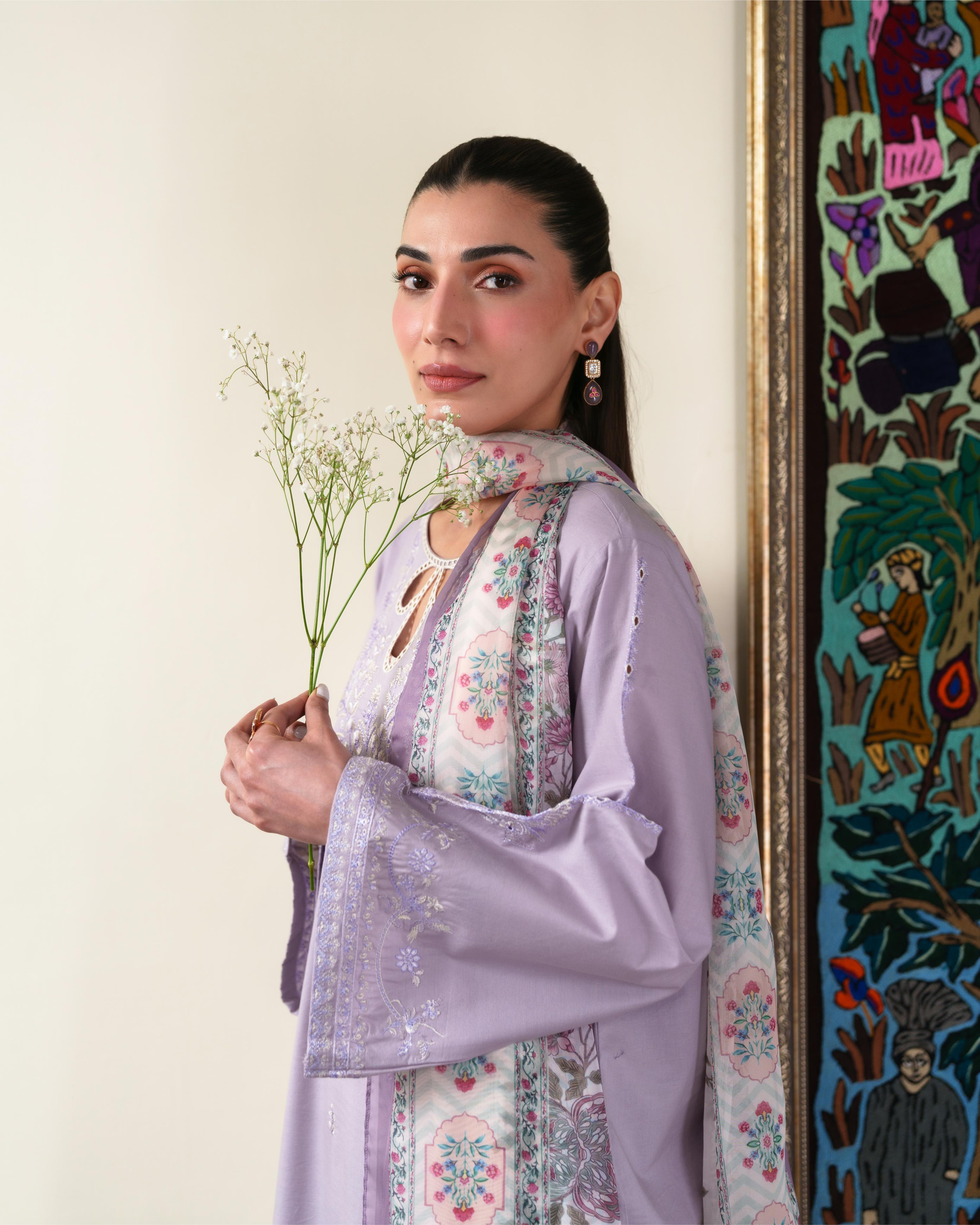 ALYRA LILAC LUXURY EMBROIDERED LAWN 3PCS SET - READY TO WEAR