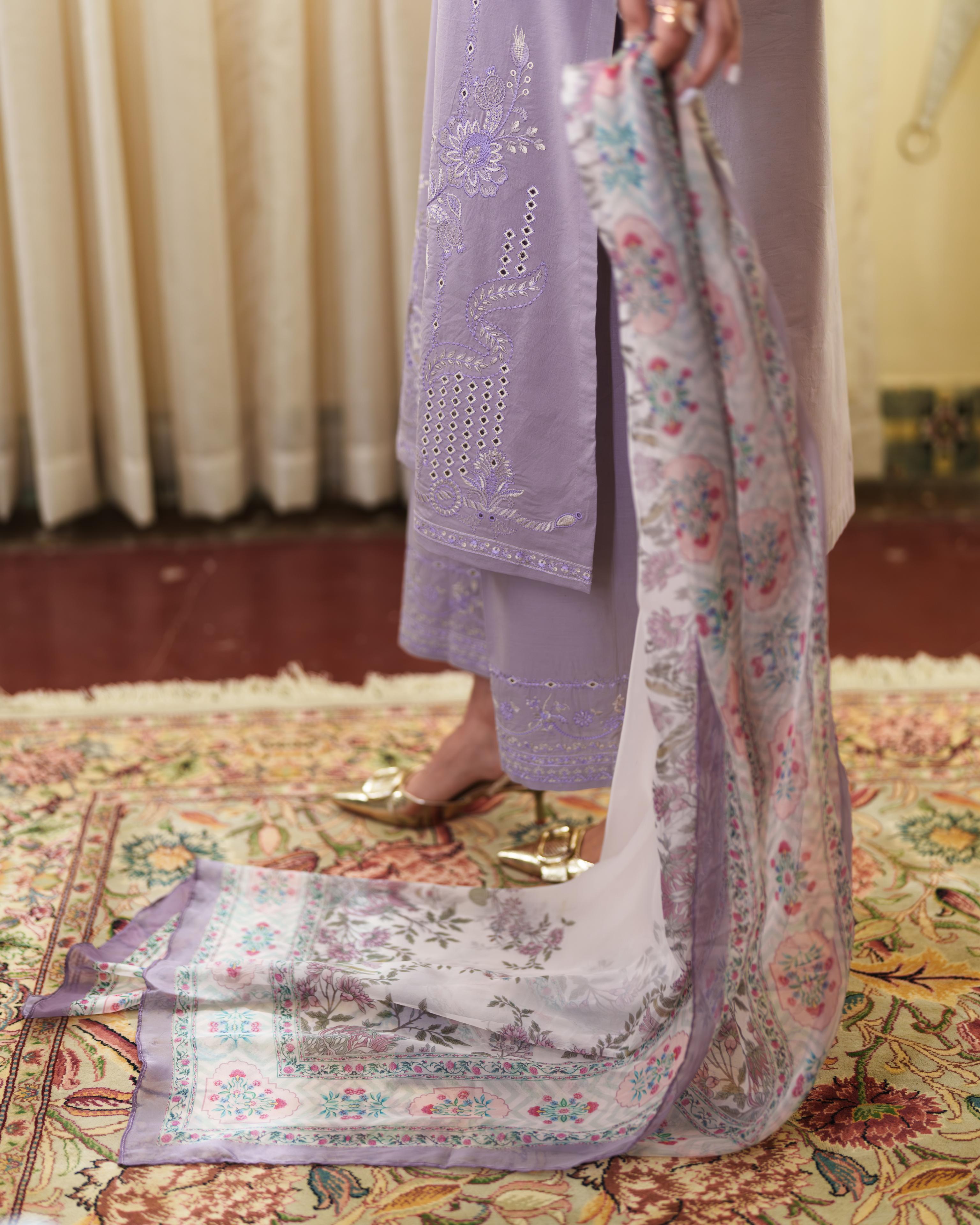 ALYRA LILAC LUXURY EMBROIDERED LAWN 3PCS SET - READY TO WEAR