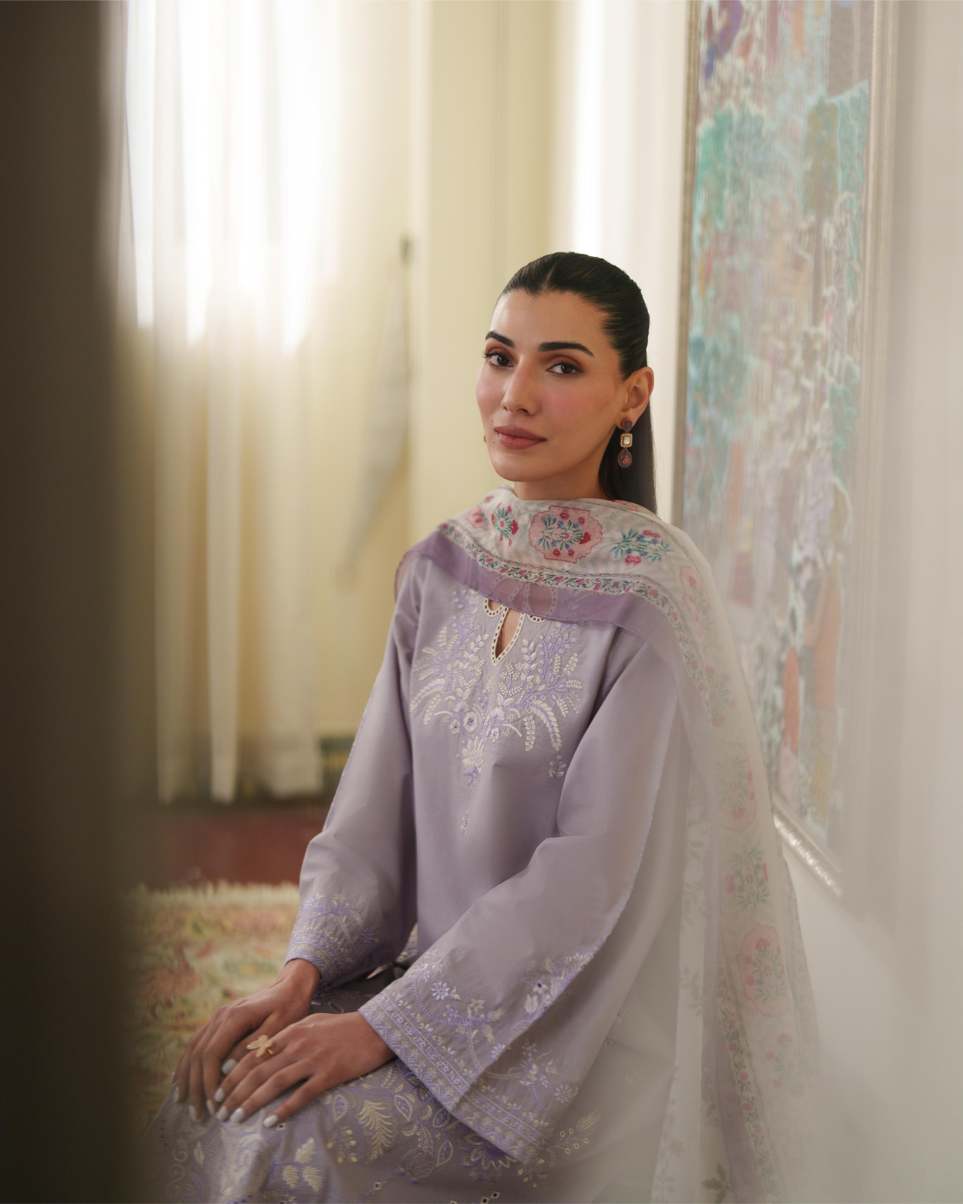 ALYRA LILAC LUXURY EMBROIDERED LAWN 3PCS SET - READY TO WEAR