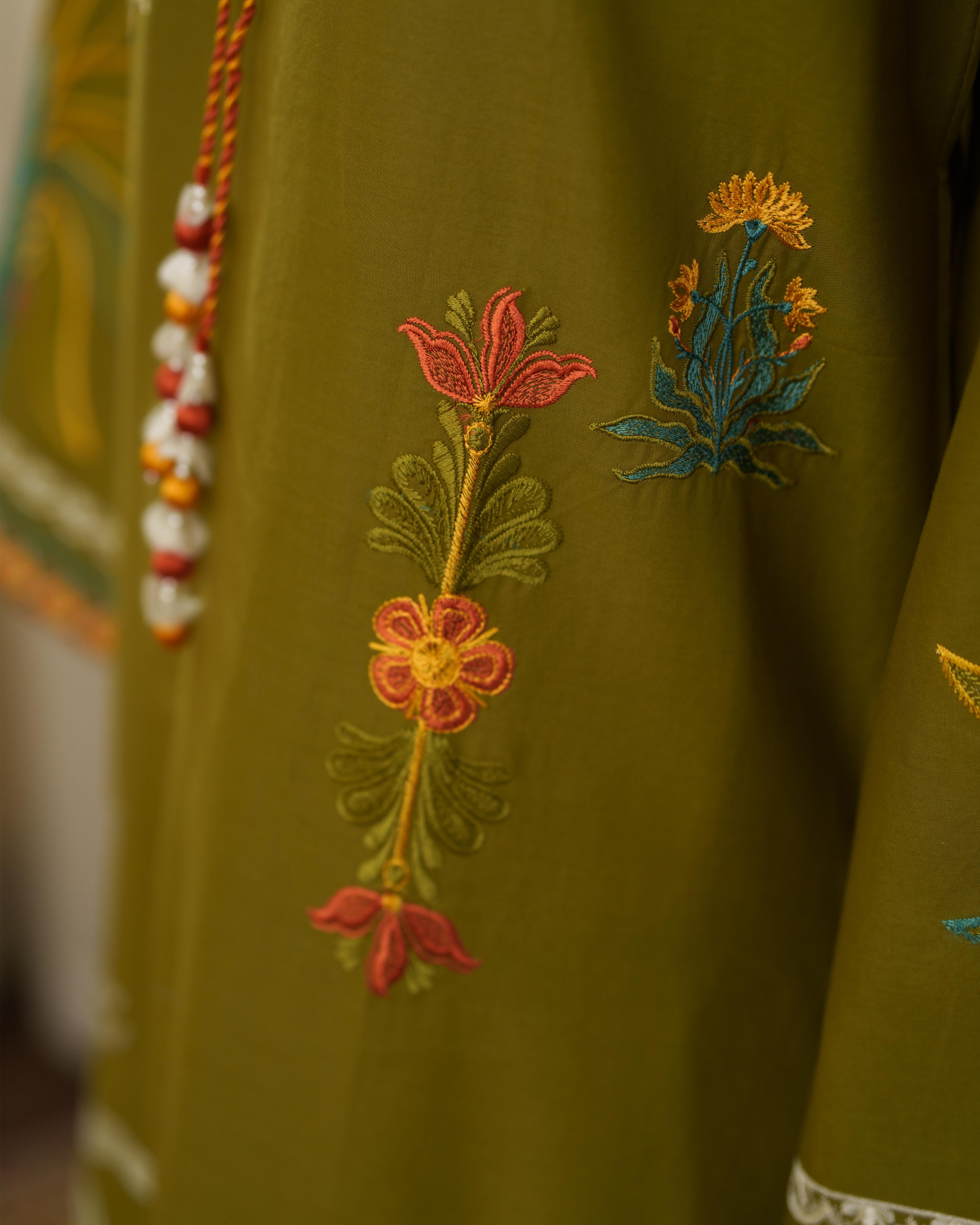 MALINA MUSTARD GREEN LUXURY EMBROIDERED LAWN 3PCS SET - READY TO WEAR