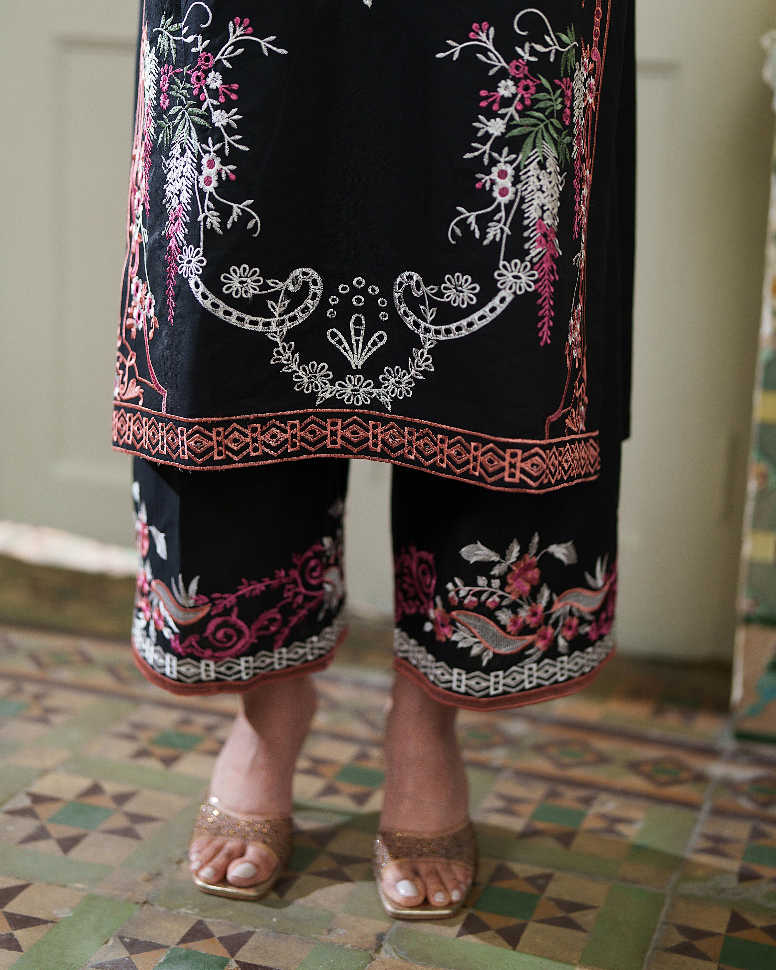 AZUR BLACK LUXURY EMBROIDERED LAWN 3PCS SET - READY TO WEAR