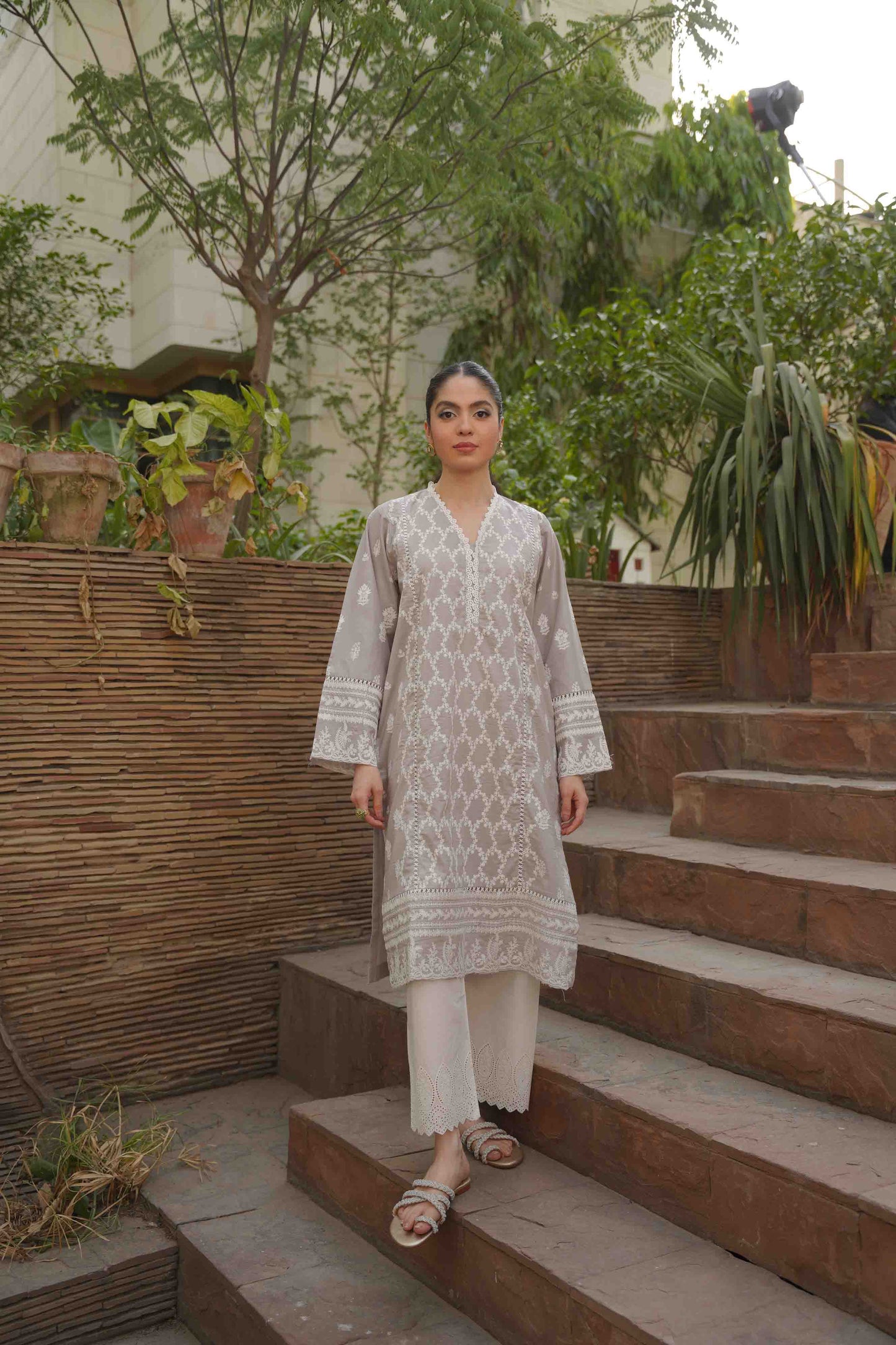 Geranium Kurta - Grey